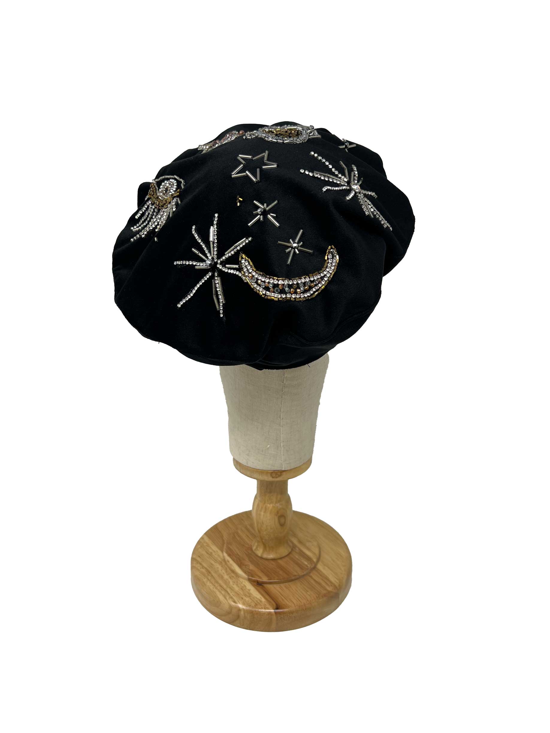 Black velvet embroidered stars moon beret Tétè Handmade Accessories