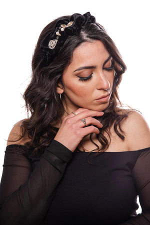 Cerchietto modello "Nina" in velluto nero con pietre
