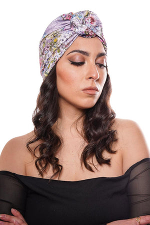 turbante per capelli donna in seta fantasia floreale lilla fatto a mano in Italia